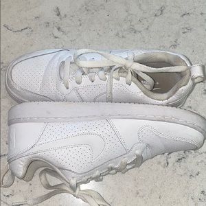 White Nike Air force ones women’s sz7